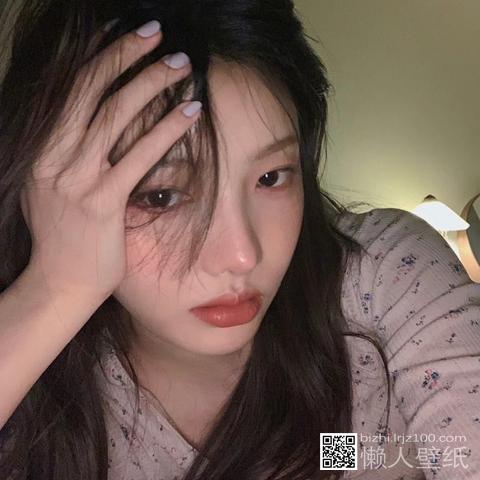 女生头像_86c5b.jpg