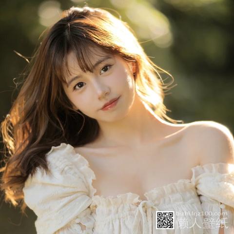 女生头像c4ff.jpg