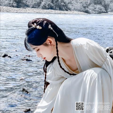 女生头像39ba2.jpg
