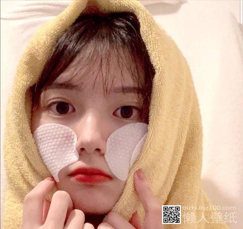 女生头像_rfQLX.jpg